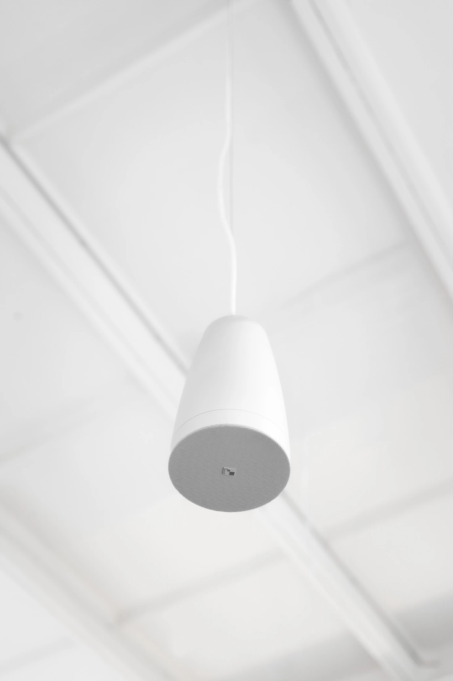 Závesný reproduktor Sonance PS-P43T